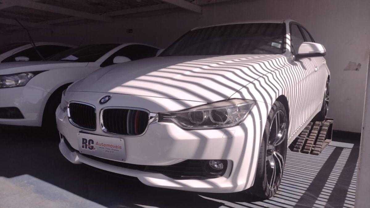 BMW 320I