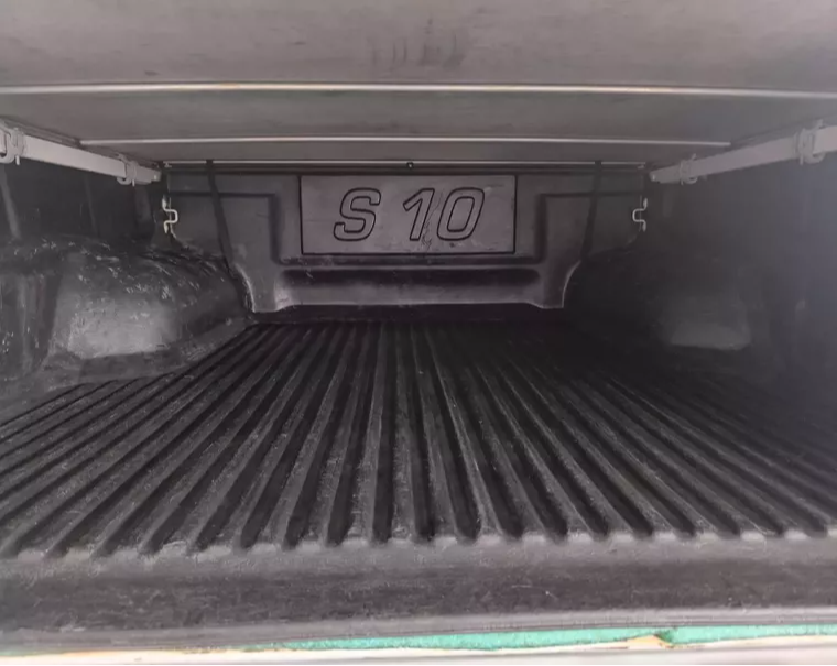 GM - CHEVROLET S10