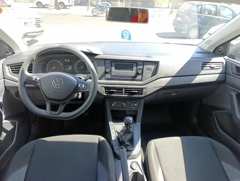 VW - VOLKSWAGEN POLO
