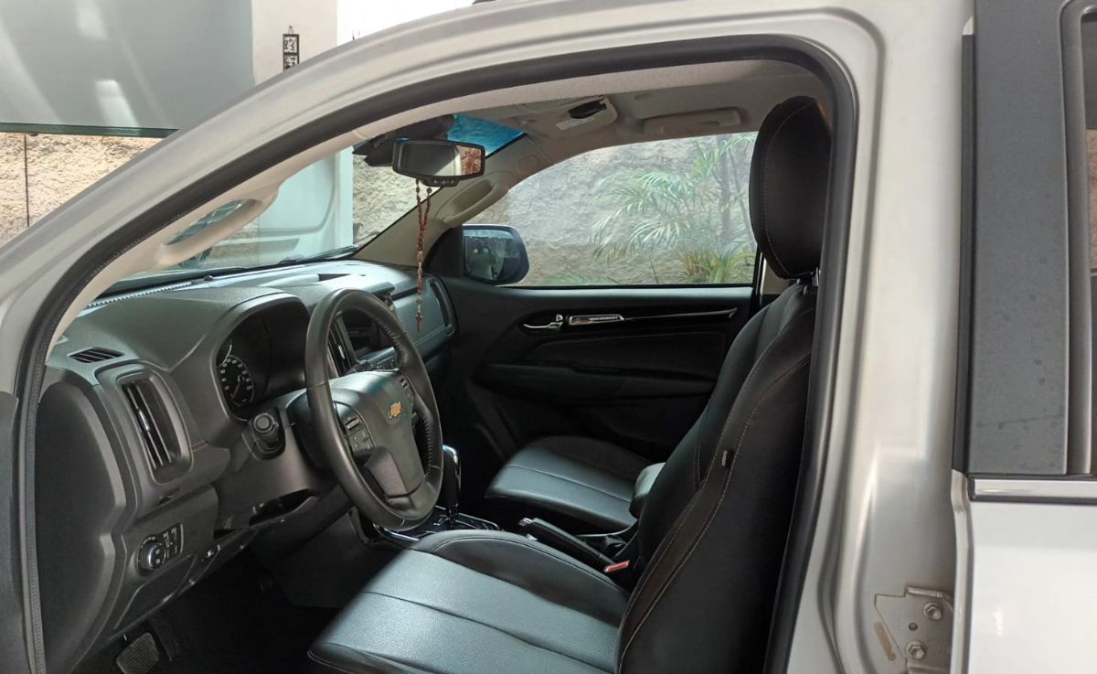 GM - CHEVROLET S10