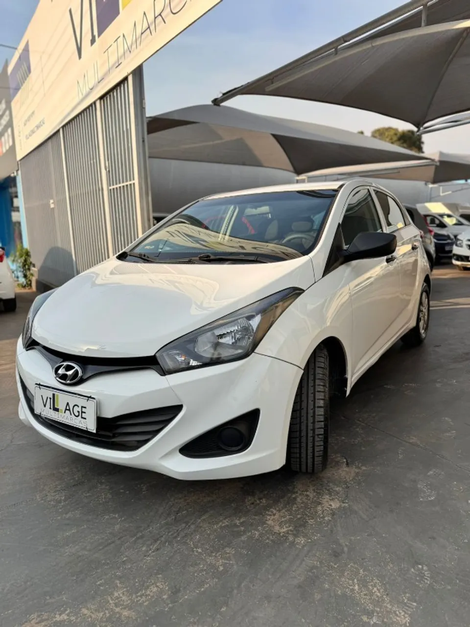 HYUNDAI HB20