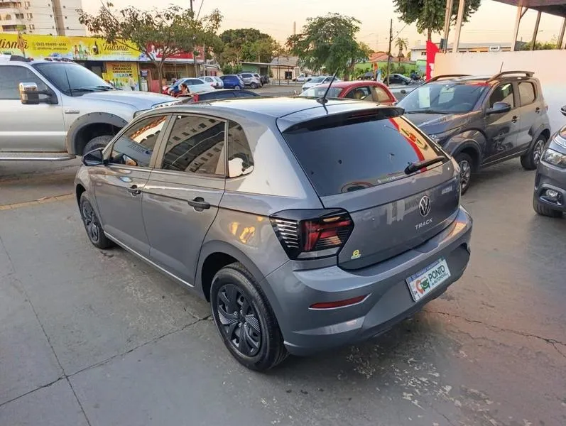 VW - VOLKSWAGEN POLO