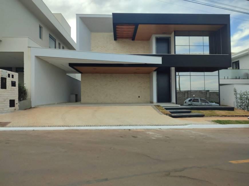 Cond. horizontal casa com 4 quartos à venda, 402.0m²