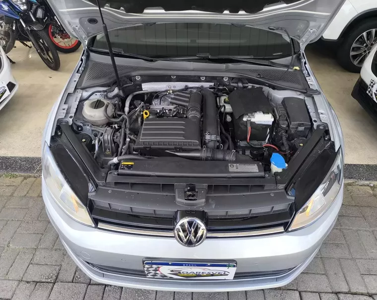 VW - VOLKSWAGEN GOLF
