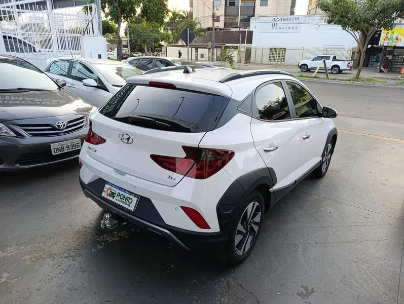HYUNDAI HB20X