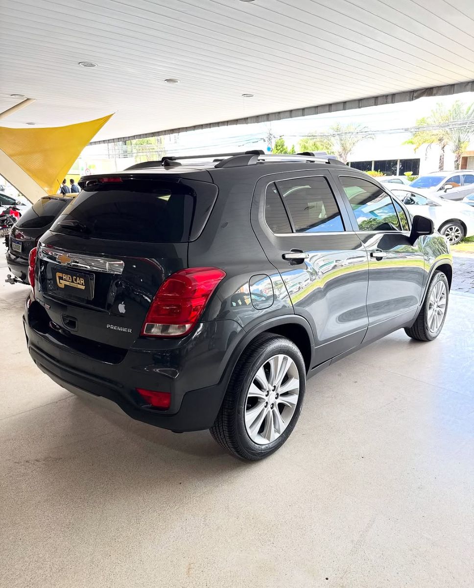 GM - CHEVROLET TRACKER
