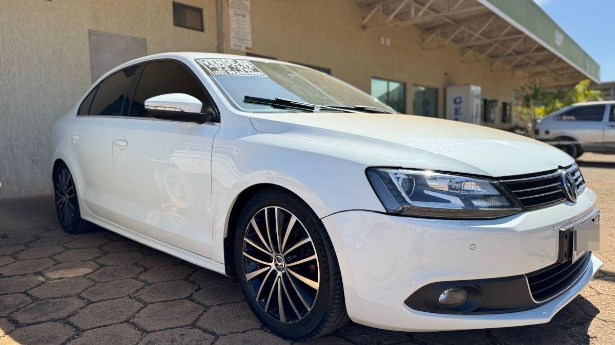 VW - VOLKSWAGEN JETTA