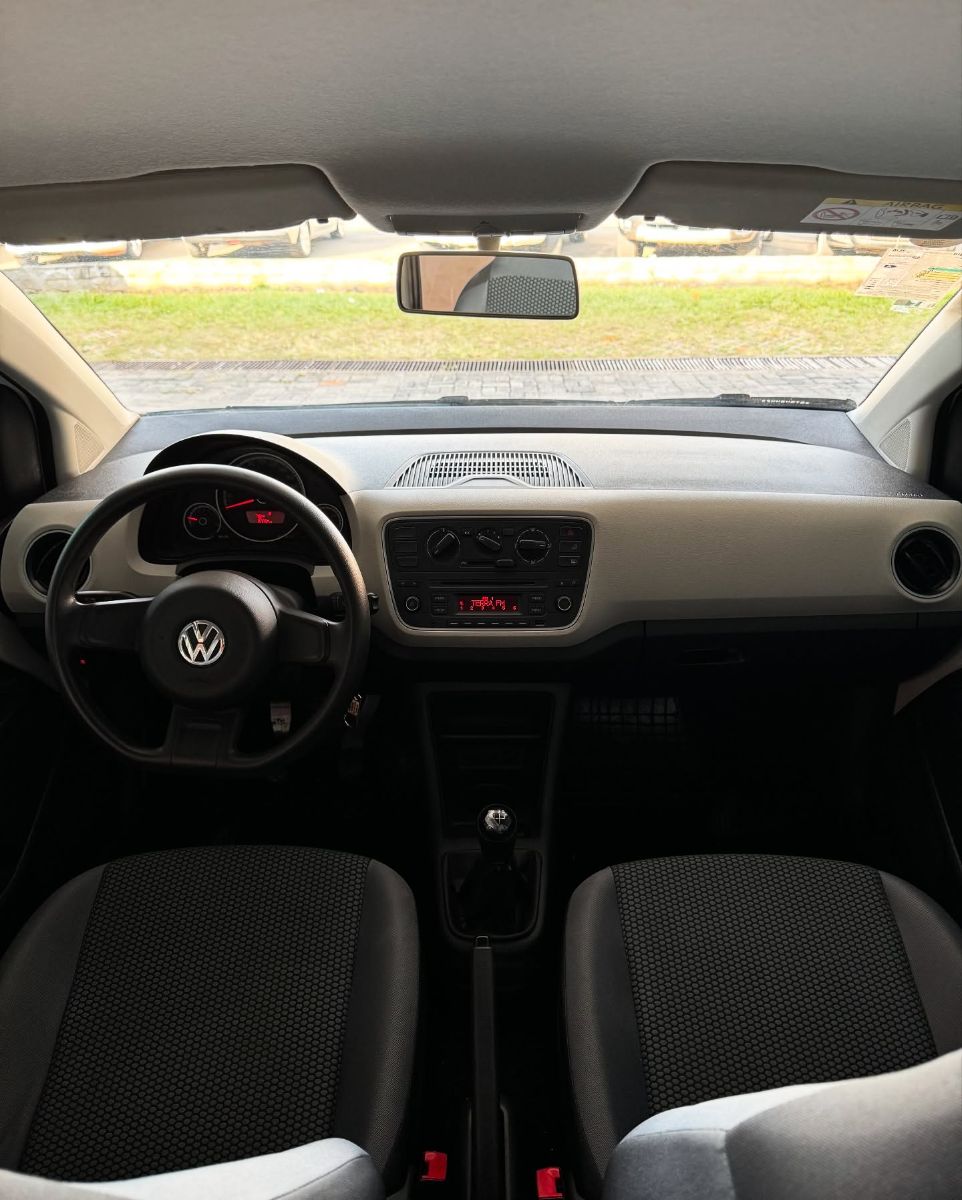 VW - VOLKSWAGEN UP!