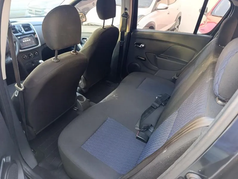 RENAULT SANDERO