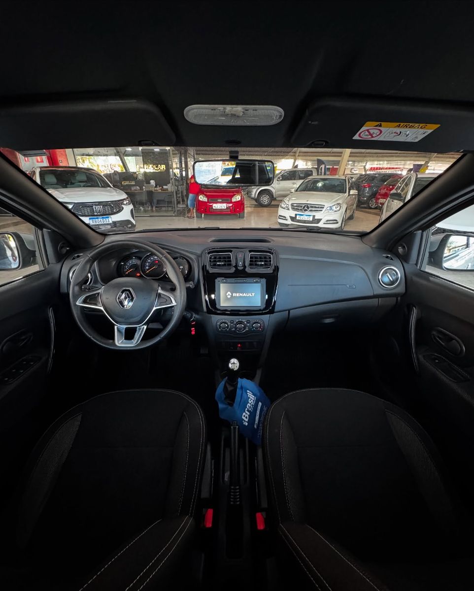 RENAULT LOGAN