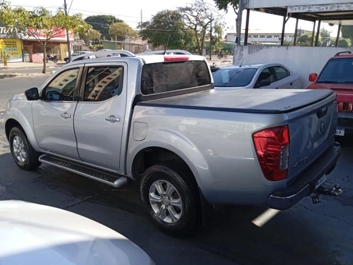 NISSAN FRONTIER