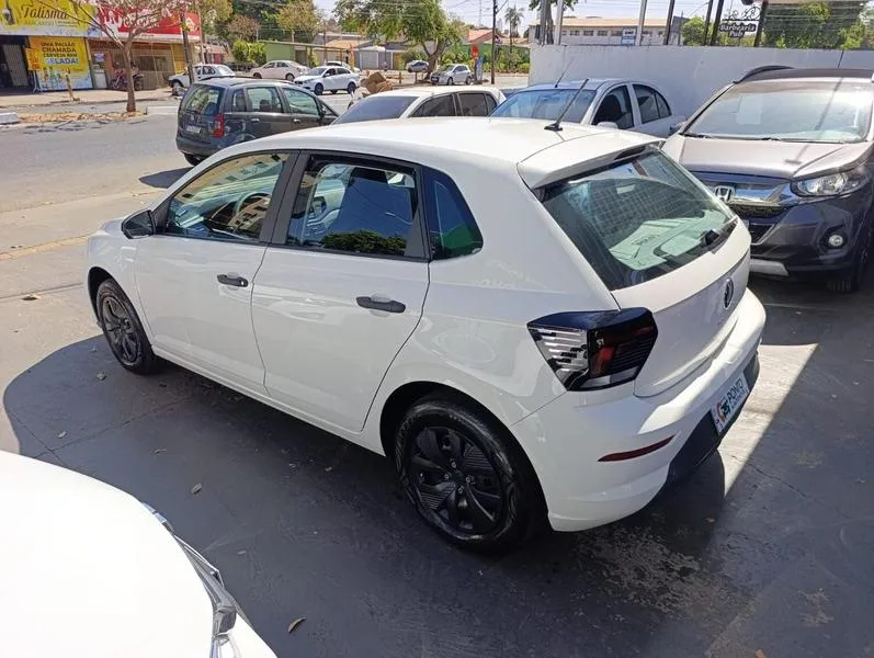 VW - VOLKSWAGEN POLO