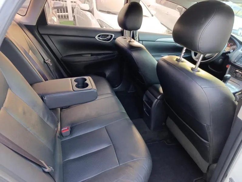 NISSAN SENTRA