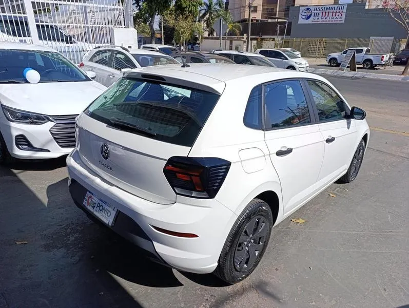 VW - VOLKSWAGEN POLO