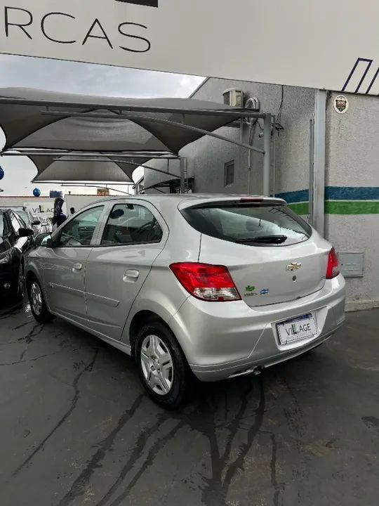 GM - CHEVROLET ONIX