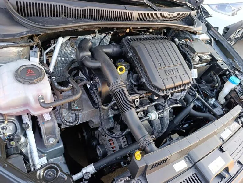 VW - VOLKSWAGEN POLO
