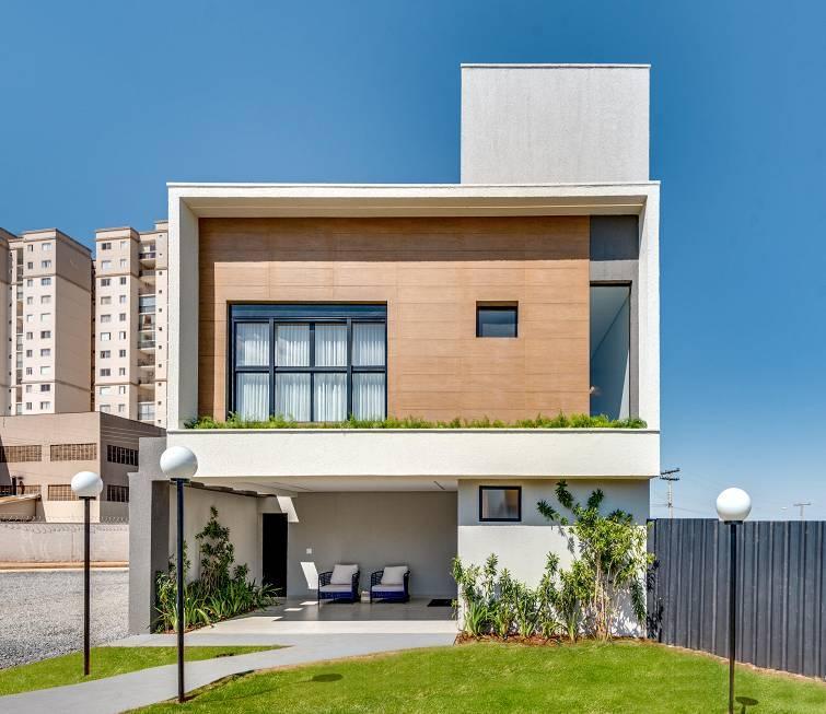 Cond. horizontal casa com 3 quartos à venda, 180.0m²