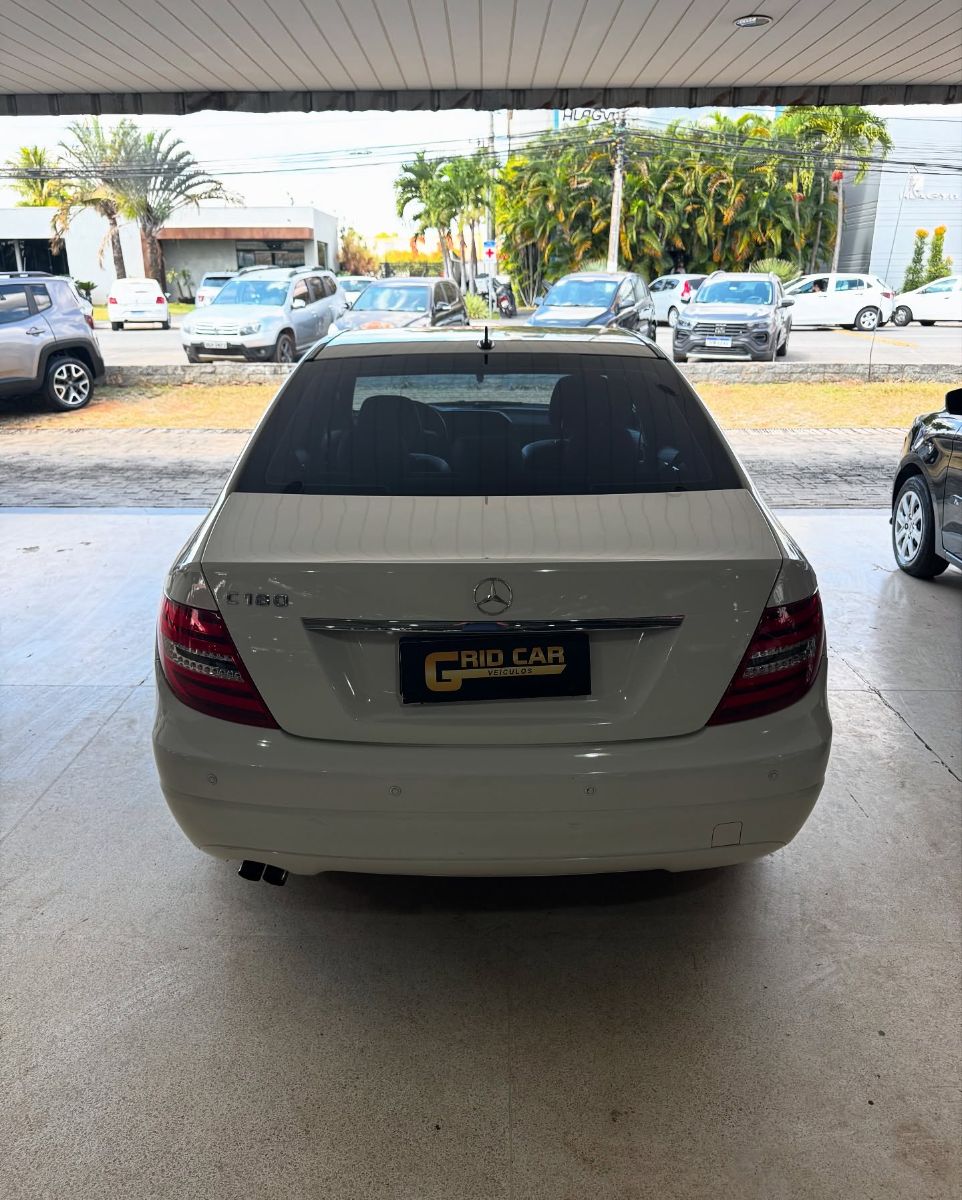 MERCEDES-BENZ C-180