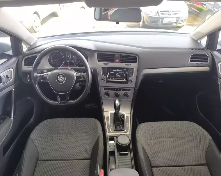 VW - VOLKSWAGEN GOLF
