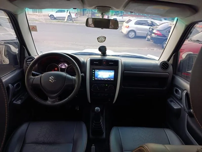 SUZUKI JIMNY
