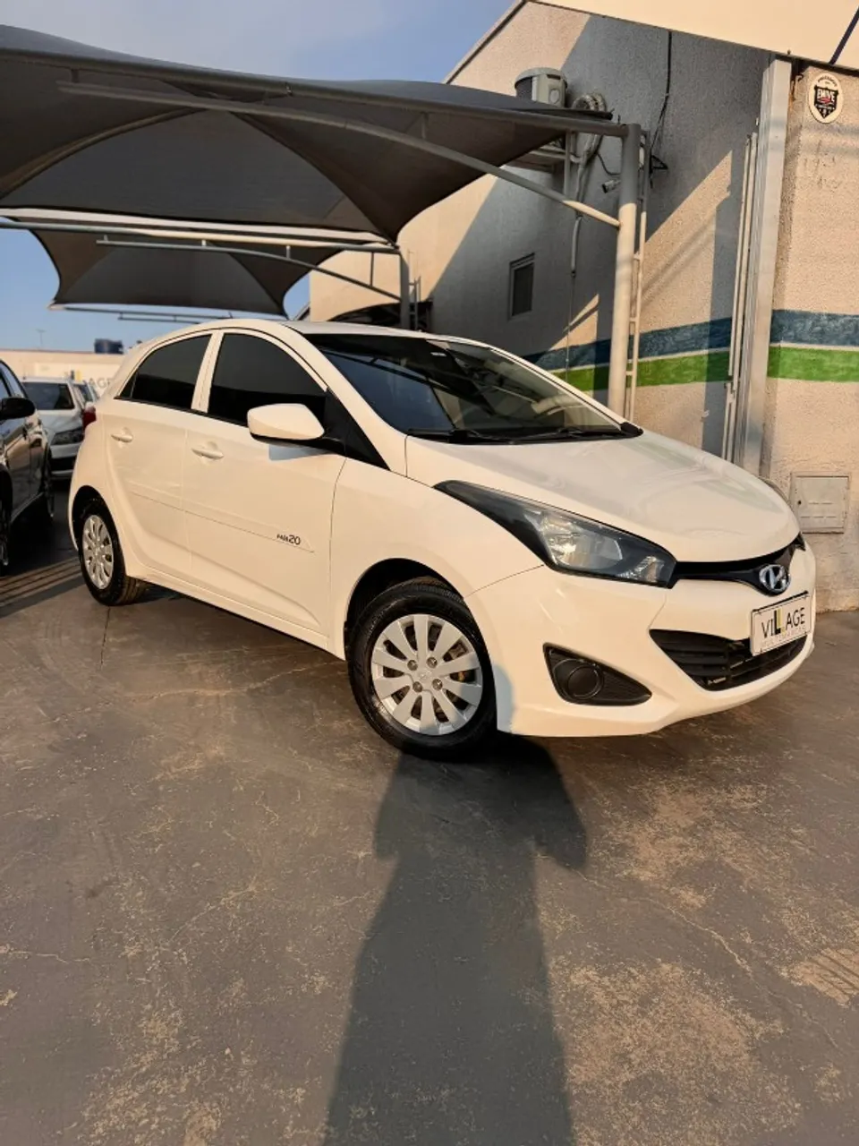 HYUNDAI HB20