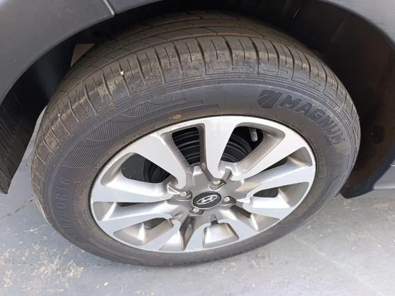 HYUNDAI HB20X