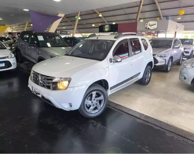 RENAULT DUSTER