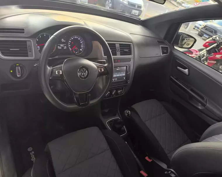 VW - VOLKSWAGEN FOX