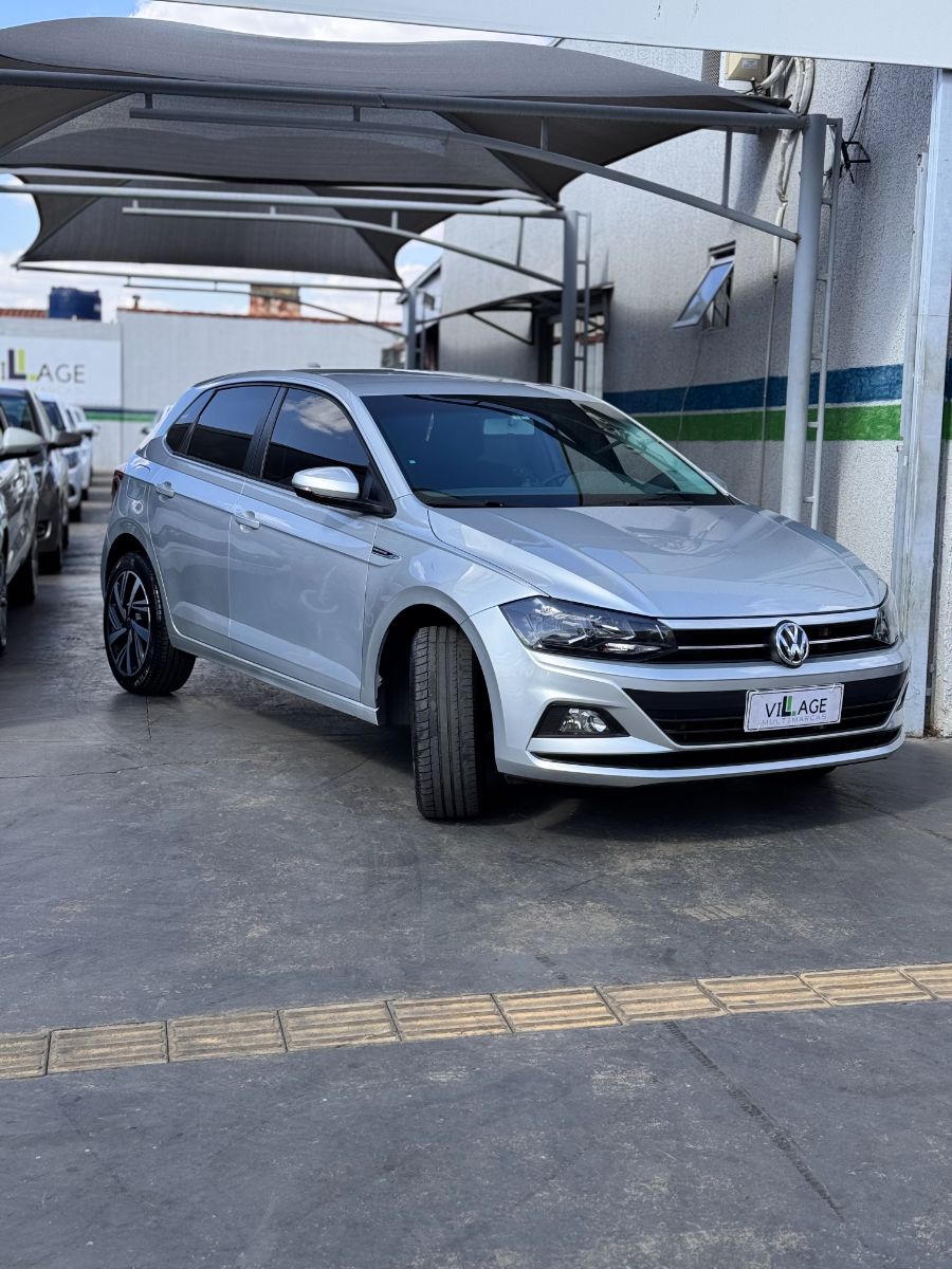 VW - VOLKSWAGEN POLO