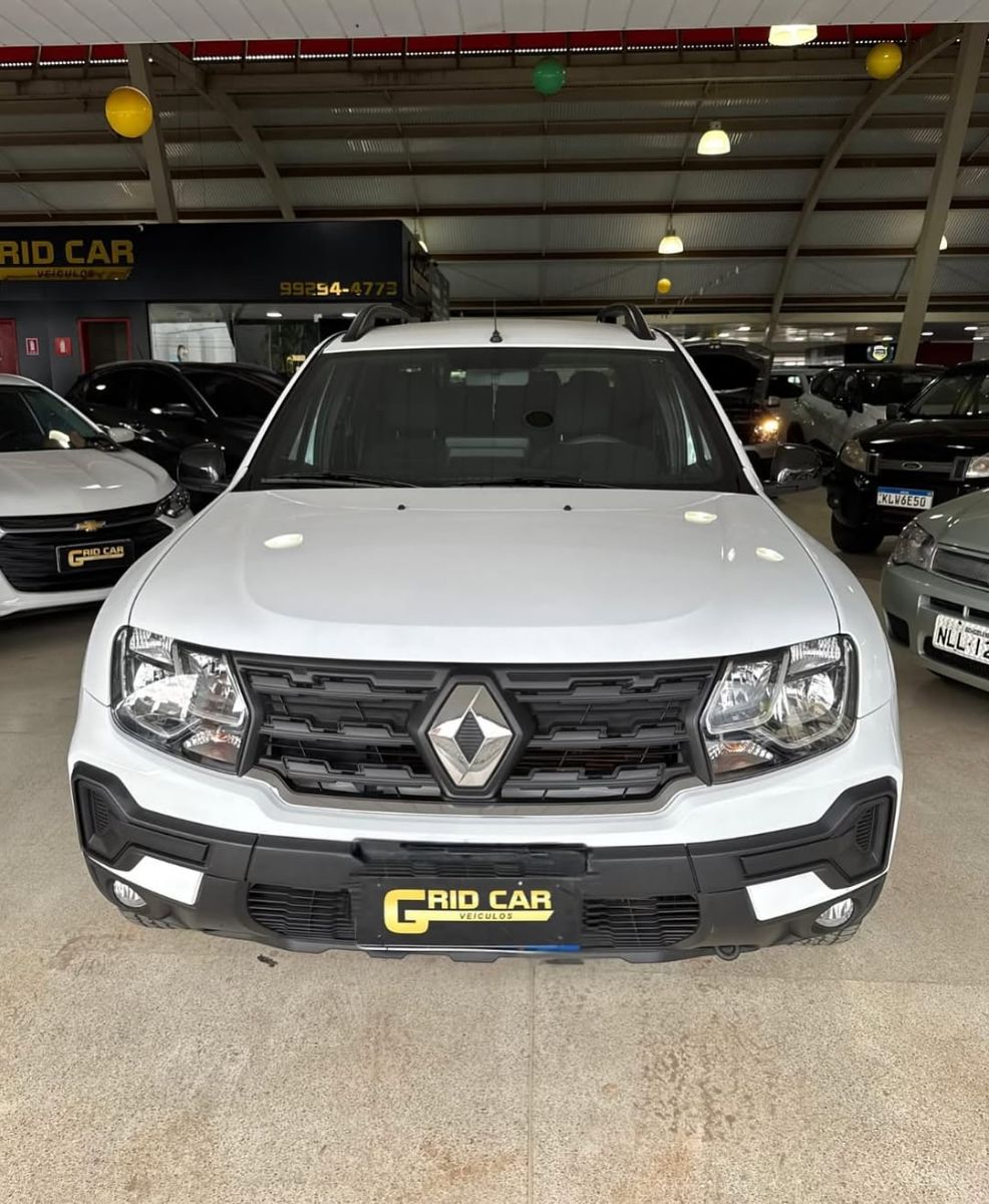 RENAULT DUSTER