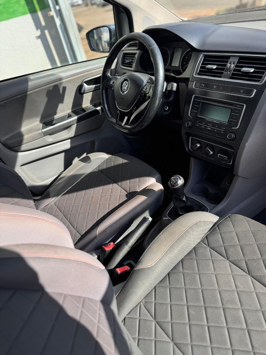VW - VOLKSWAGEN FOX