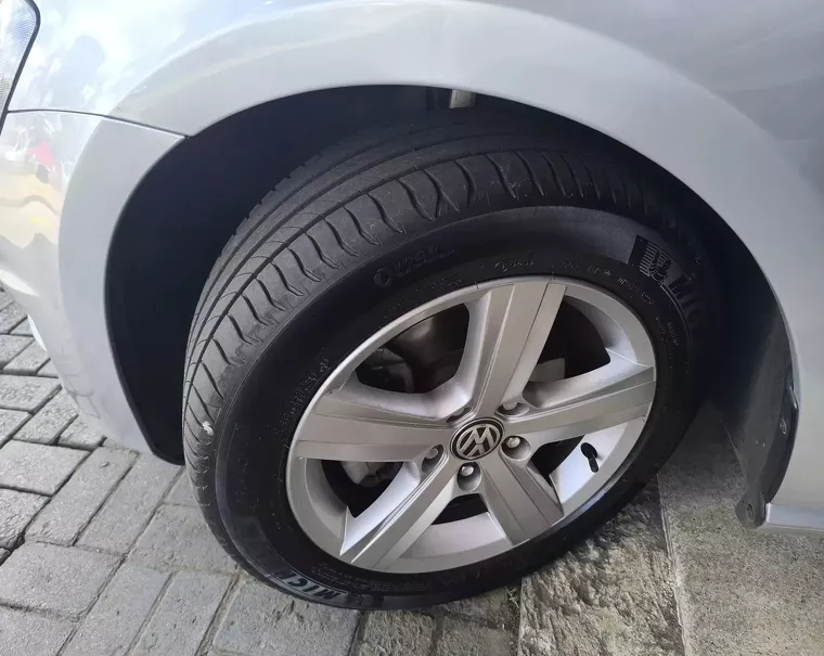 VW - VOLKSWAGEN GOLF