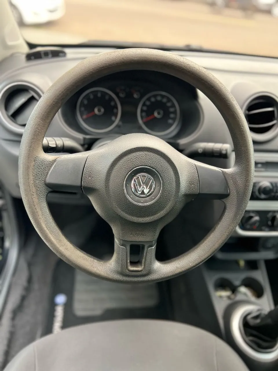 VW - VOLKSWAGEN VOYAGE