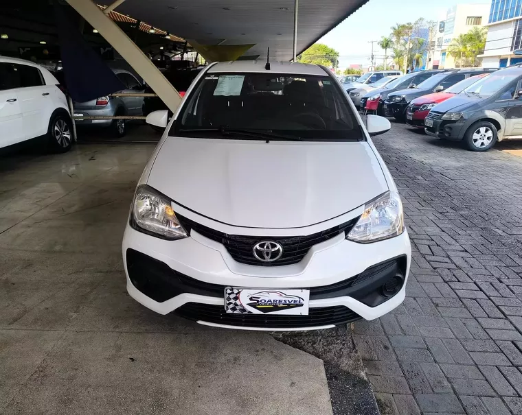 TOYOTA ETIOS