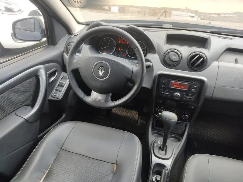RENAULT DUSTER