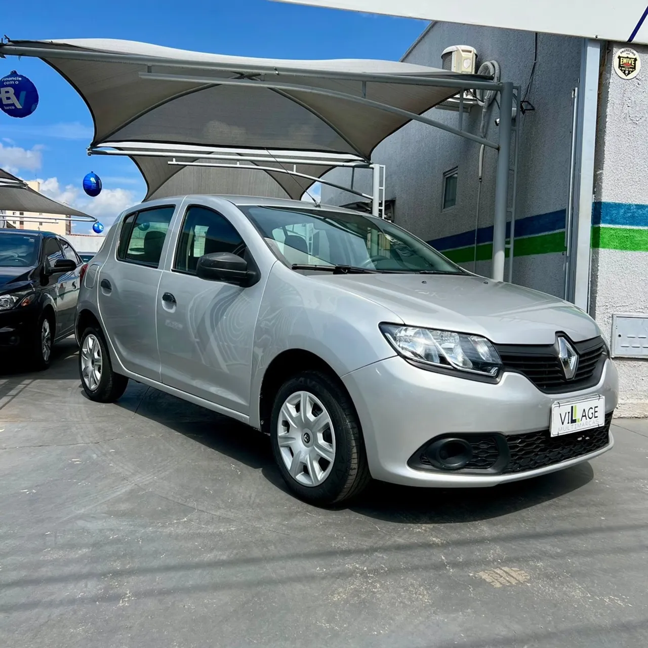 RENAULT SANDERO