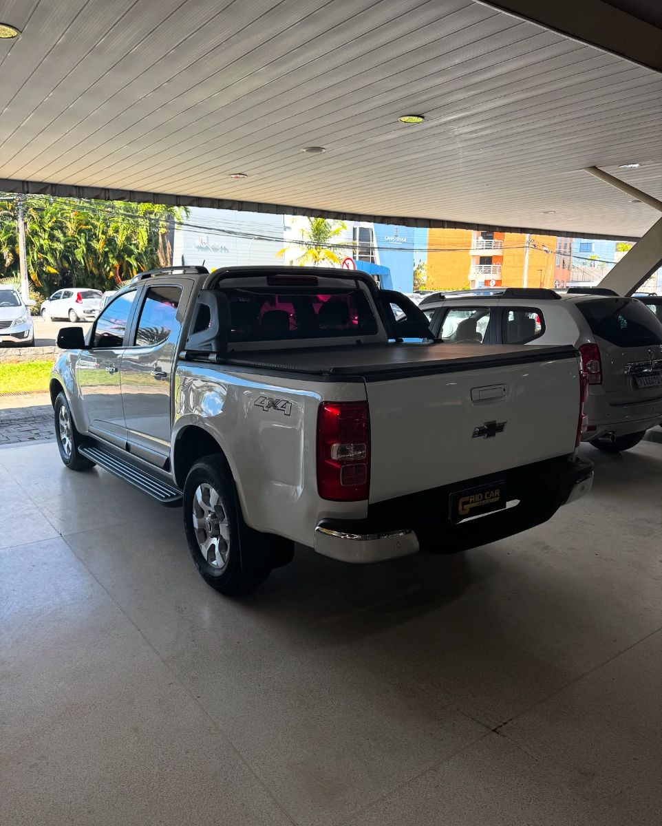 GM - CHEVROLET S10