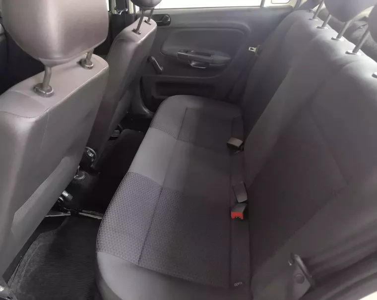 VW - VOLKSWAGEN VOYAGE