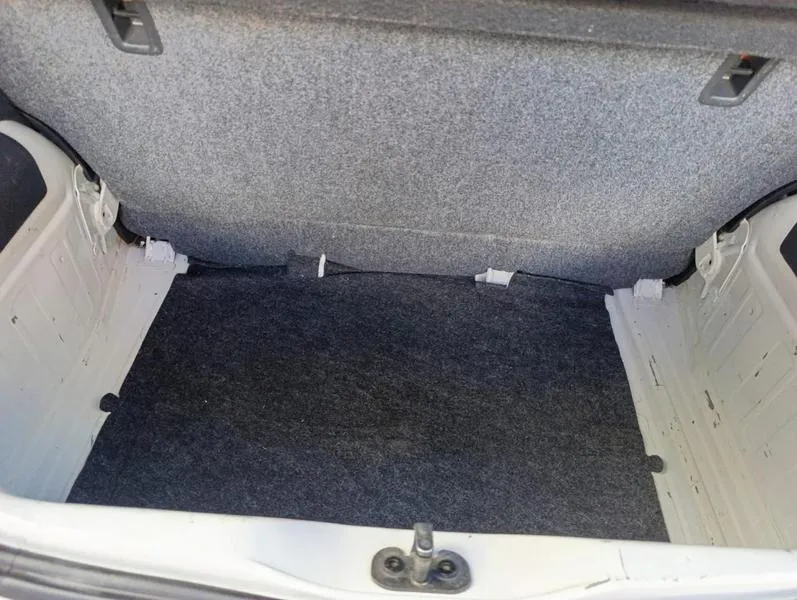 VW - VOLKSWAGEN UP!