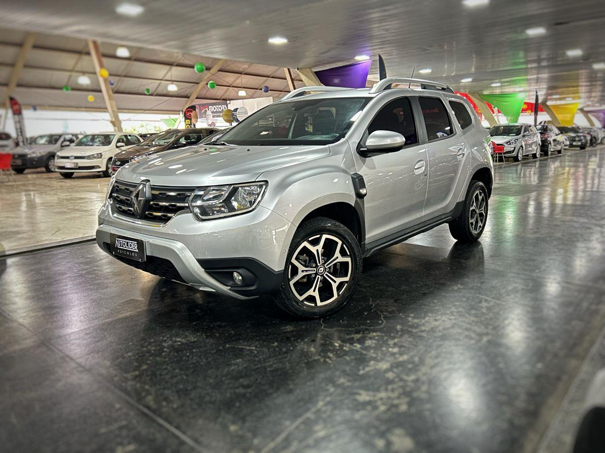 RENAULT DUSTER