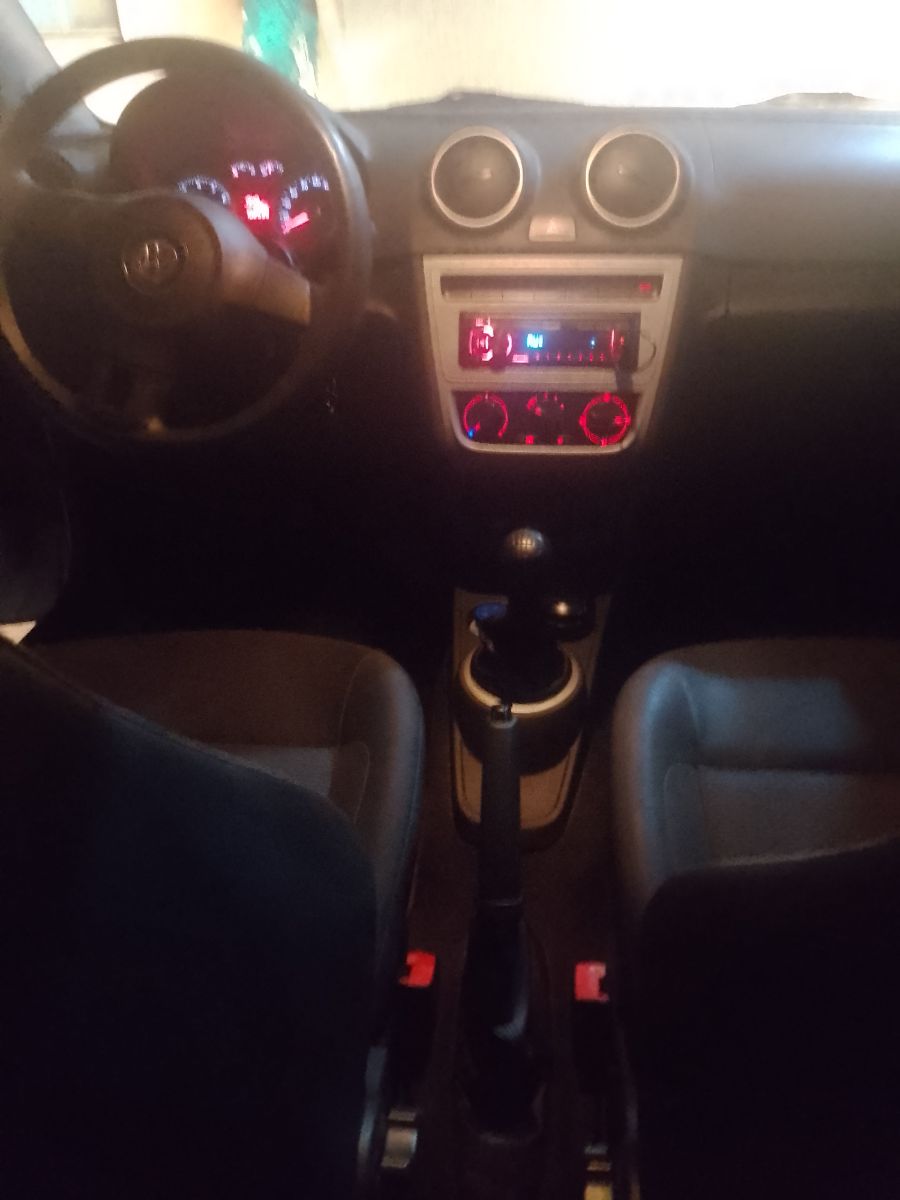 VW - VOLKSWAGEN GOL