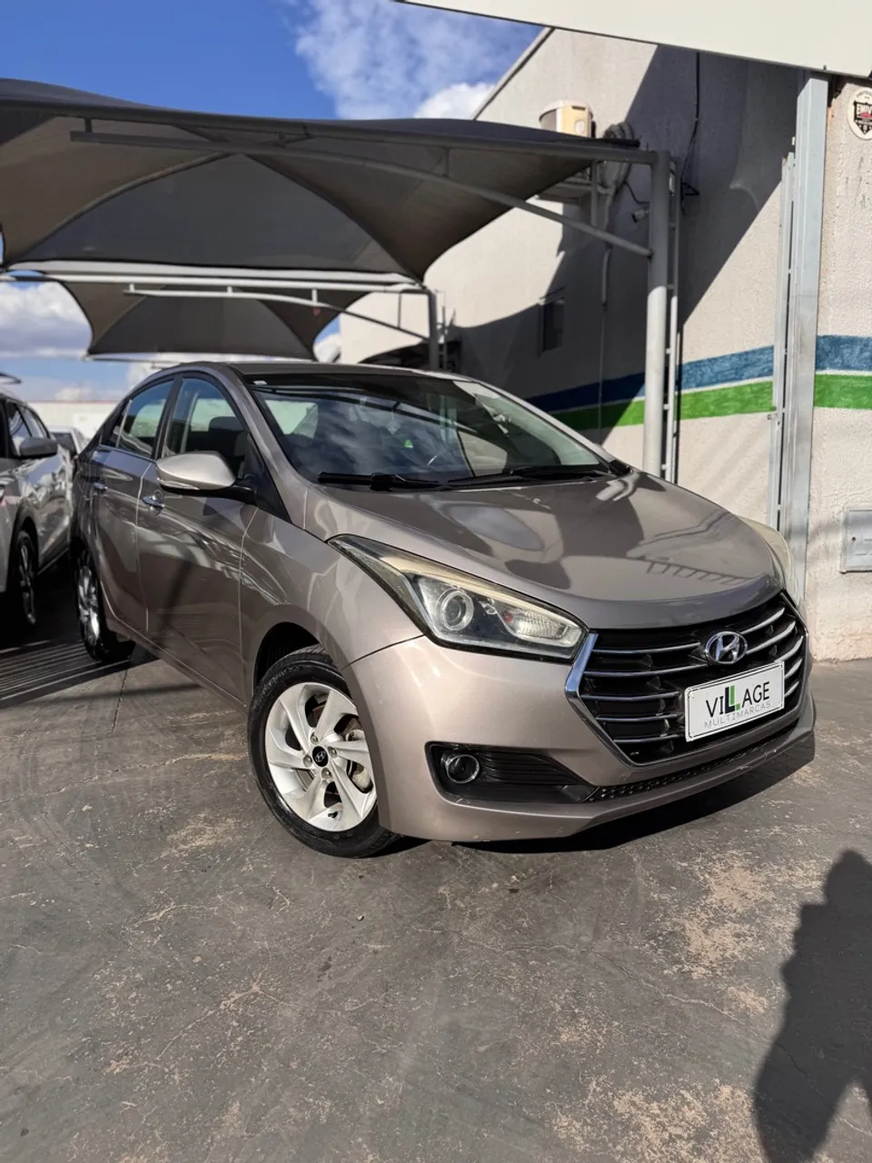 HYUNDAI HB20S