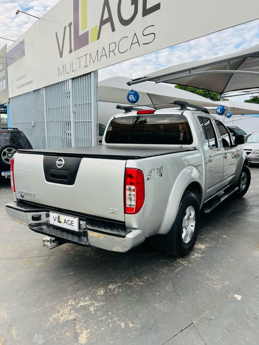 NISSAN FRONTIER