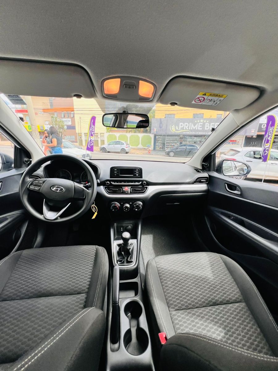 HYUNDAI HB20