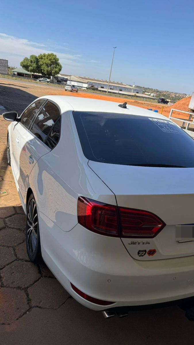 VW - VOLKSWAGEN JETTA