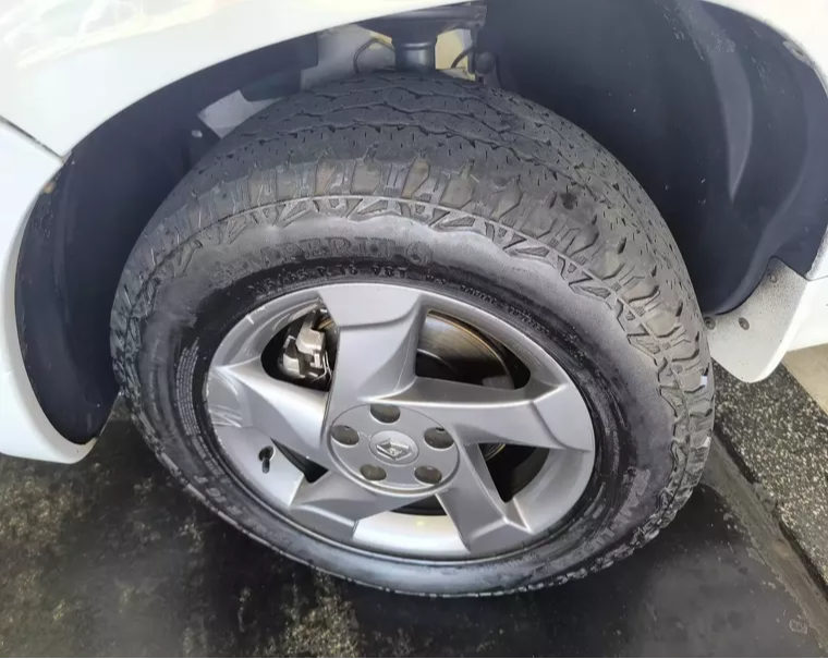 RENAULT DUSTER